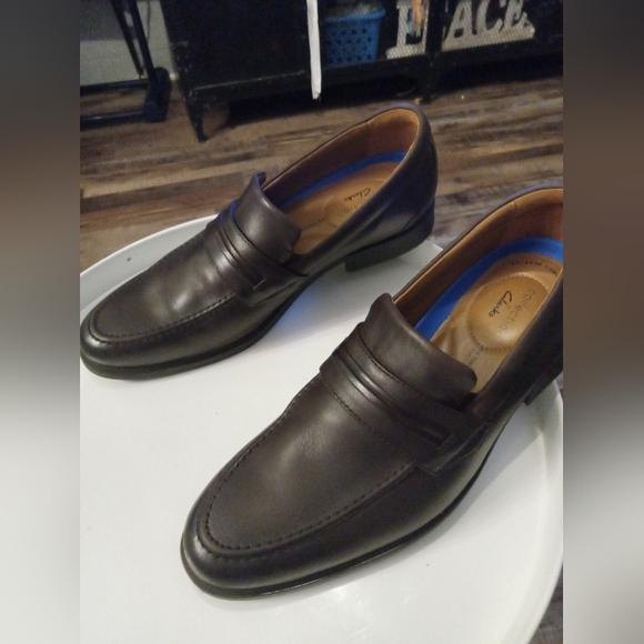 Clark's Whiddon Loafer Men's 10.5 Dark Brown Worn once.     FF206 - Picture 2 of 8